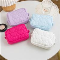 Heart-Quilted Cosmetic Bag – Soft and Stylish Makeup Organizer Pouch